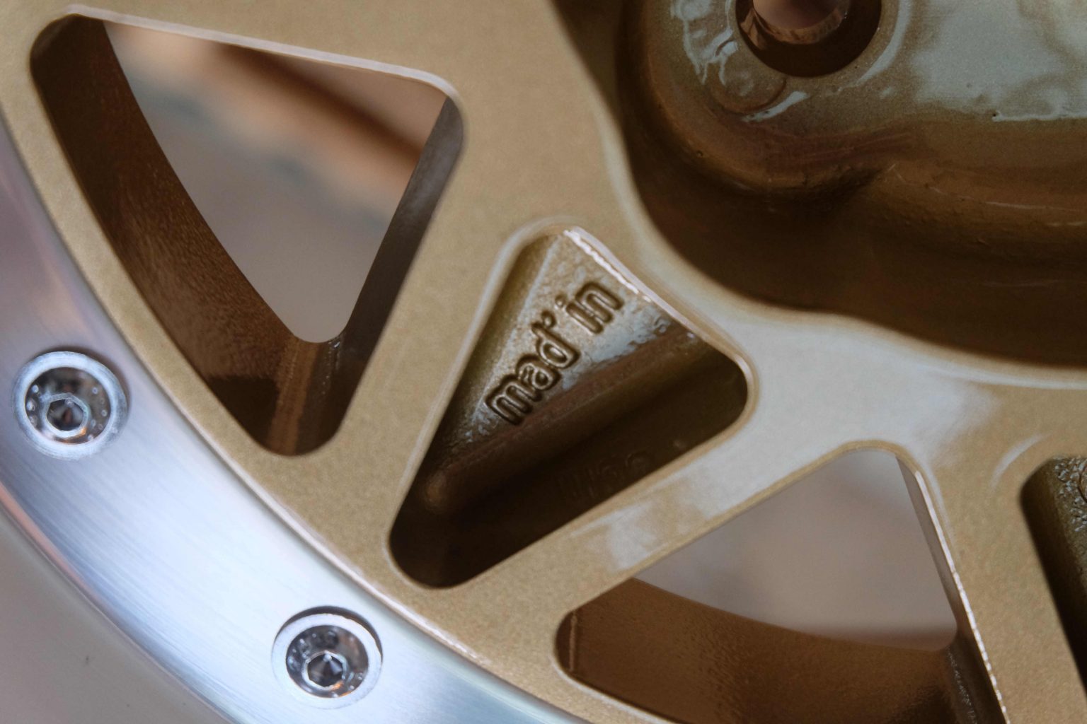 Wheel Mad Rear Mad In - Tailored wheels